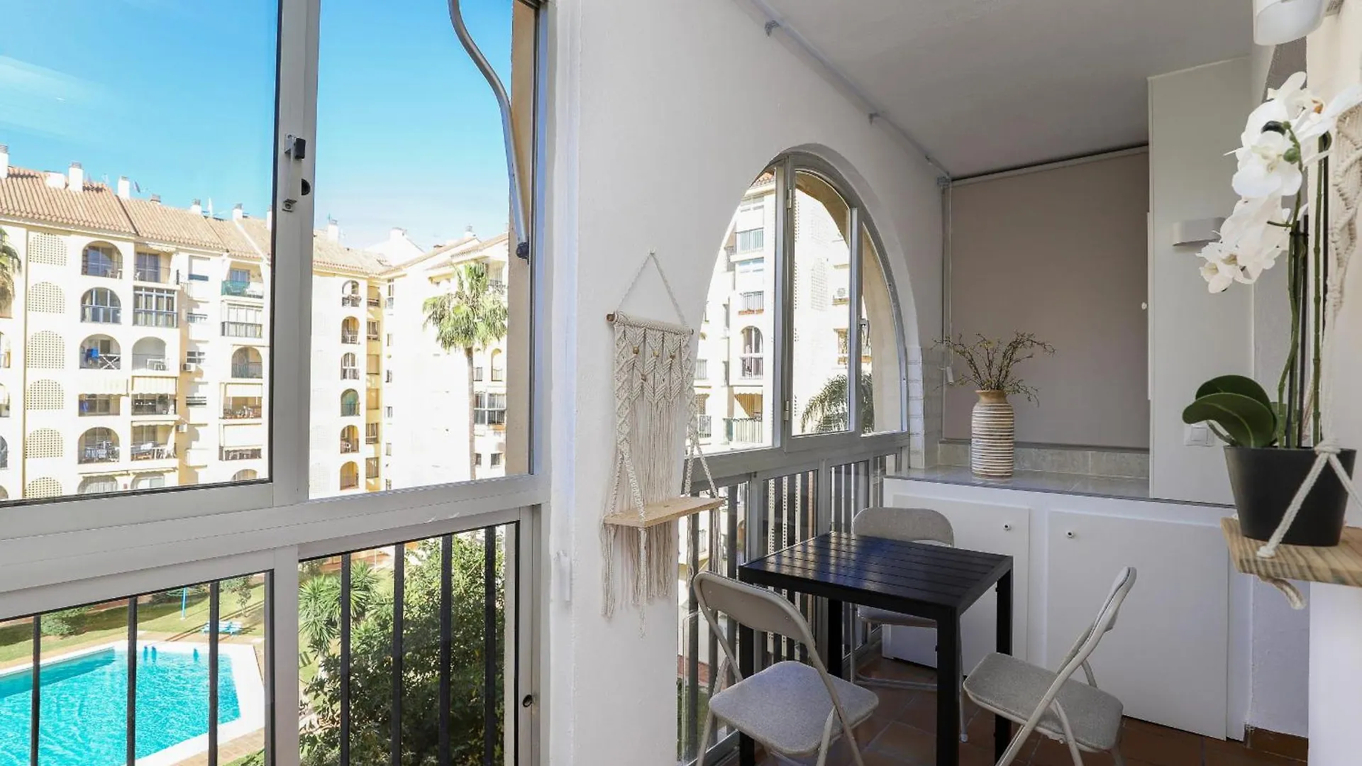Camelia 3Bed Apartment - Fuengirola Centre, 250M Beach