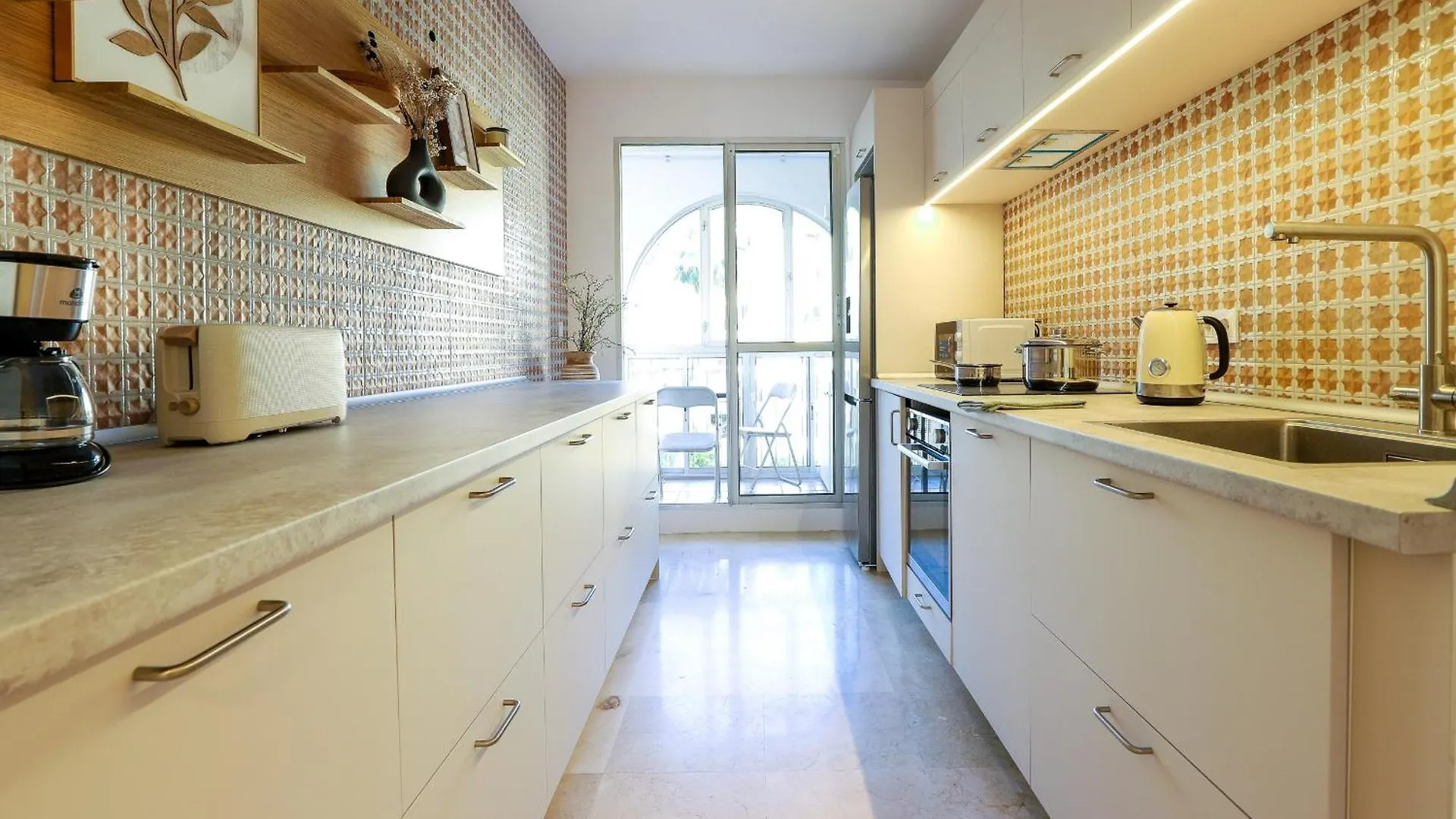 Camelia 3Bed Apartment - Fuengirola Centre, 250M Beach