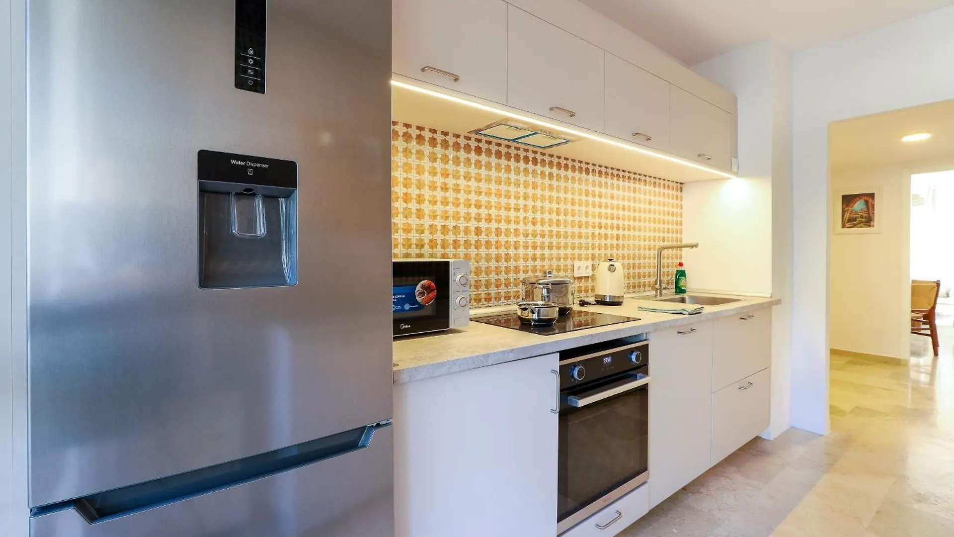 Camelia 3Bed Apartment - Fuengirola Centre, 250M Beach